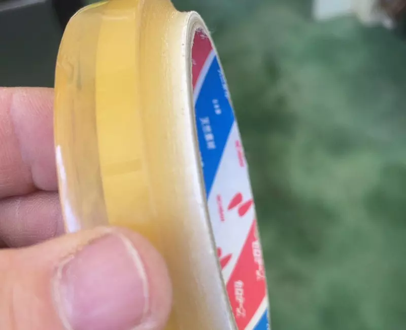 「セロハンテープがタケノコになる」は、長年ユーザーを悩ませてきた現象です。文具メーカーがタケノコを避ける方法をみんなに教える |ザイザイニュース